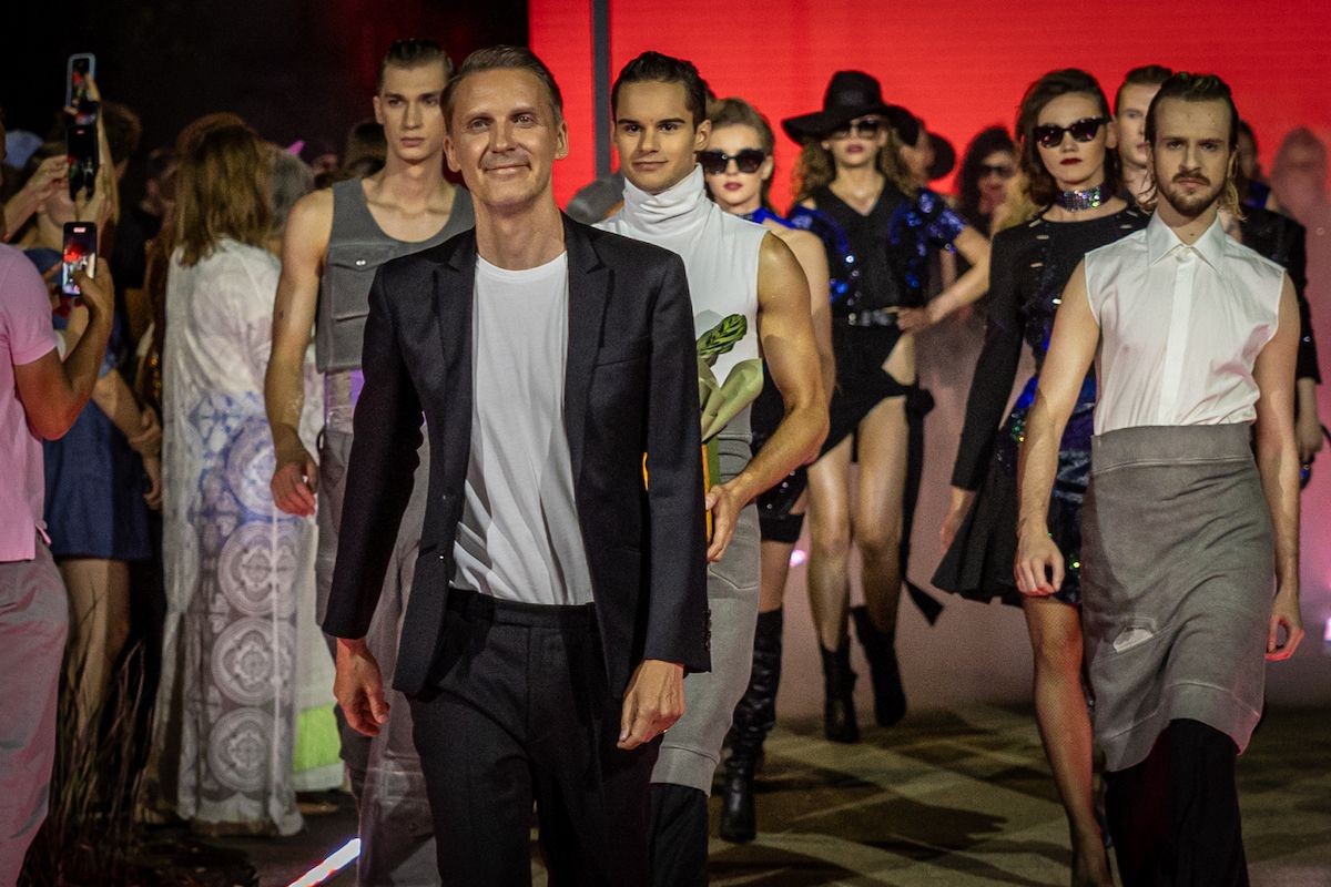 OFF FASHION 2025. Pokaz Mariusza Przybylskiego przyciągnął tłumy
