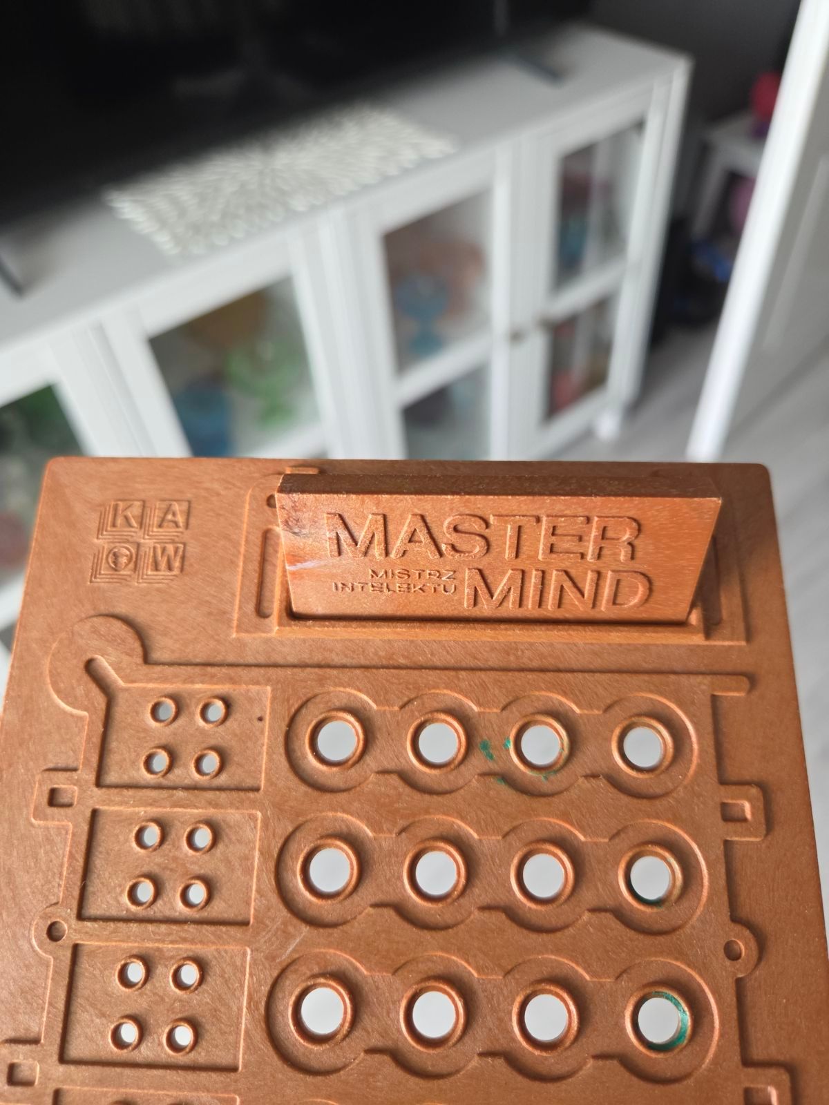 Popularna gra z PRL-u dziś jest warta fortunę. Lepiej sprawdź, czy nie kurzy się w twojej szufladzie