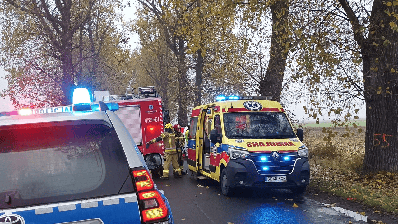 Tragedia o świcie, dwie osoby zginęły na miejscu. Służby ratunkowe były bezradne