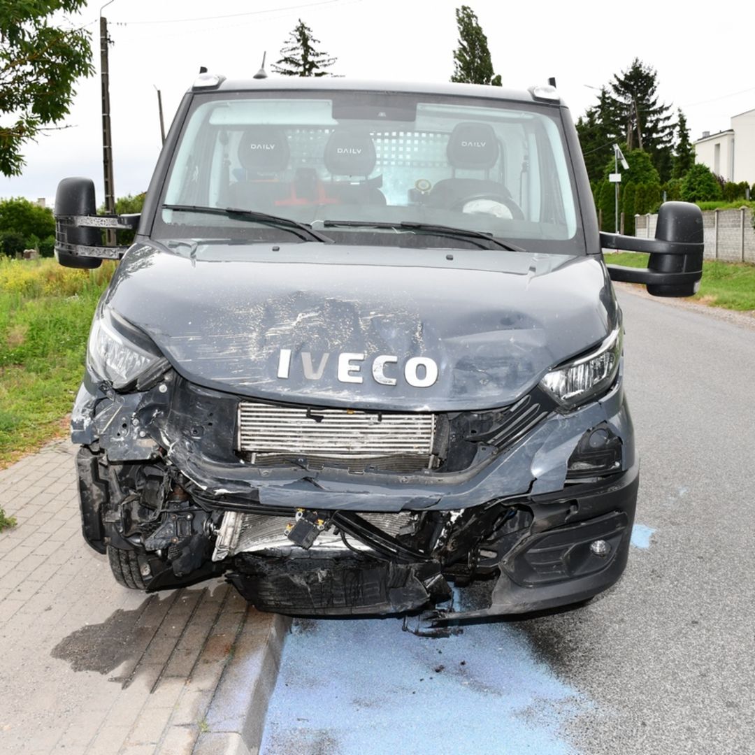 Groźny wypadek w Nowej Wsi. Są ranni, w tym dzieci