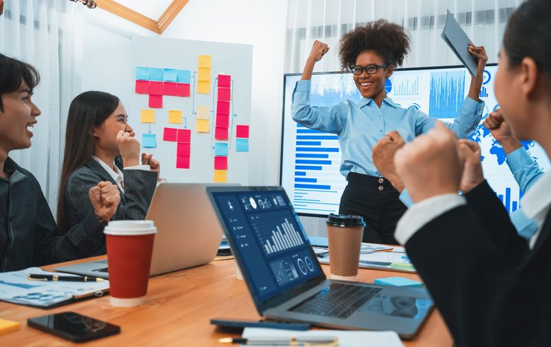 Jak przygotować elevator pitch? Najlepsza metoda krok po kroku