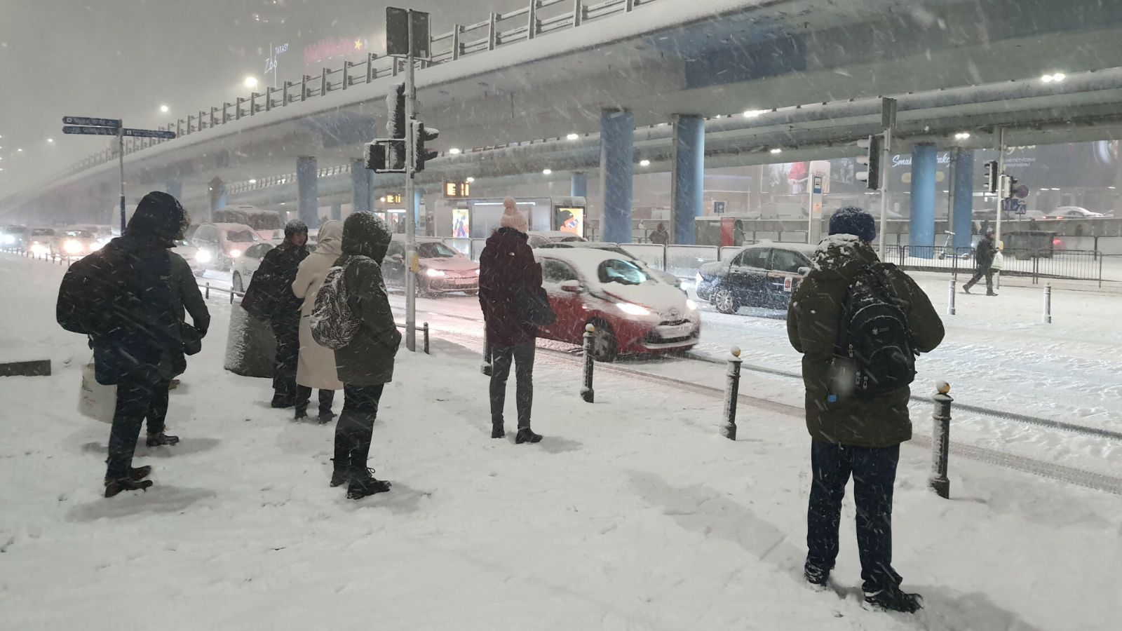 Kolejne ostrzeżenie IMGW. To nie koniec fatalnych warunków. Nadciągają zawieje i zamiecie śnieżne