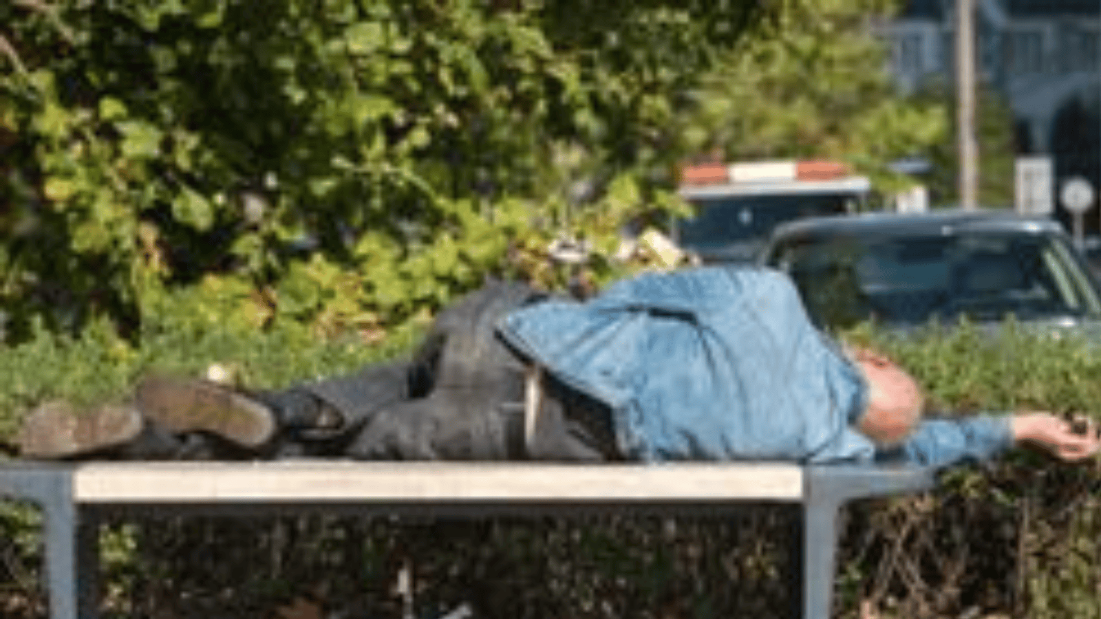 Bezdomny dostał pół miliona złotych. To co zrobił później wprawia w osłupienie