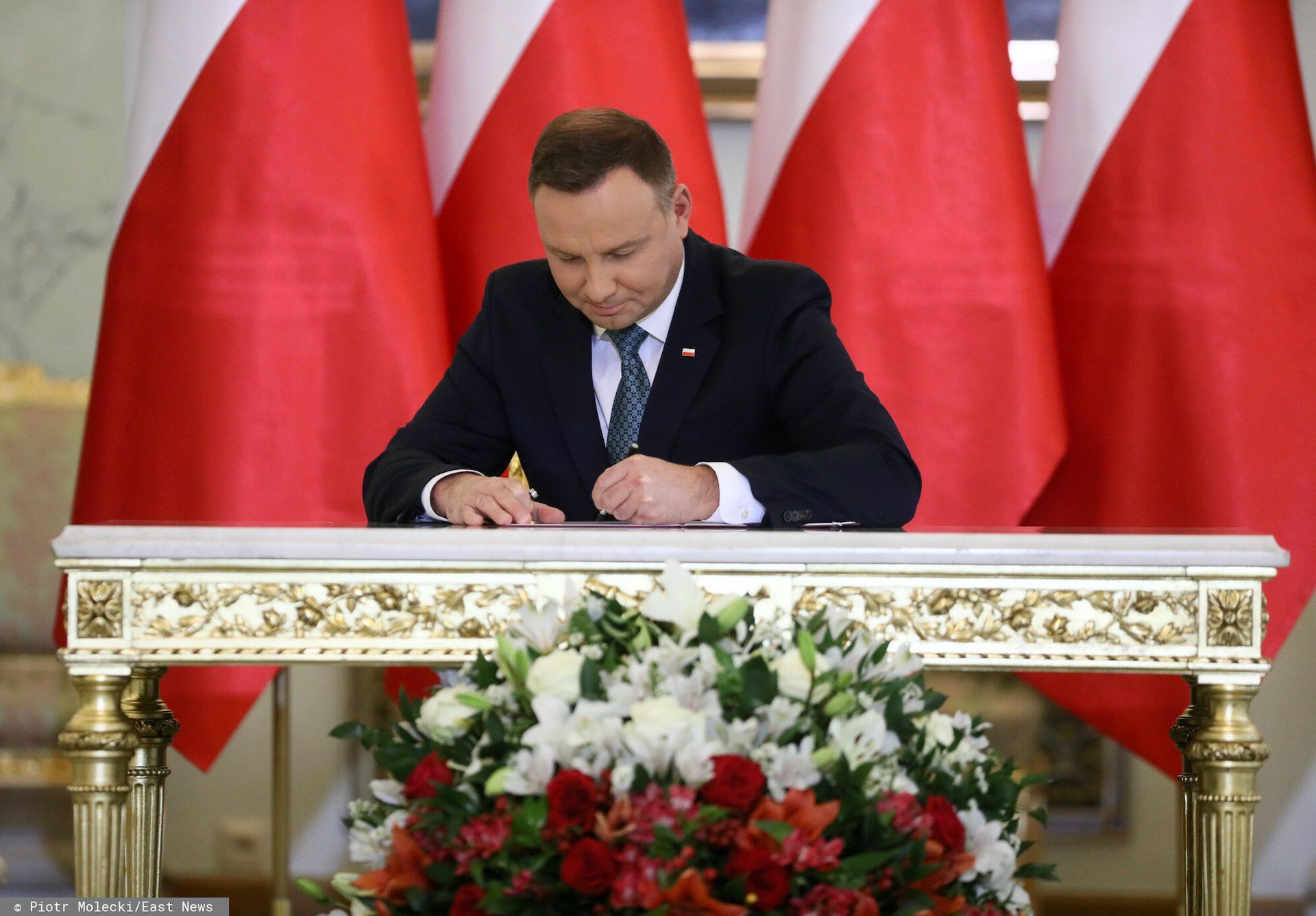 Tarcza antyinflacyjna przedłużona, Andrzej Duda podpisał nowelizację