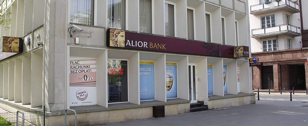 Alior Bank ostrzega przed oszustami podszywającymi się pod pracowników banku