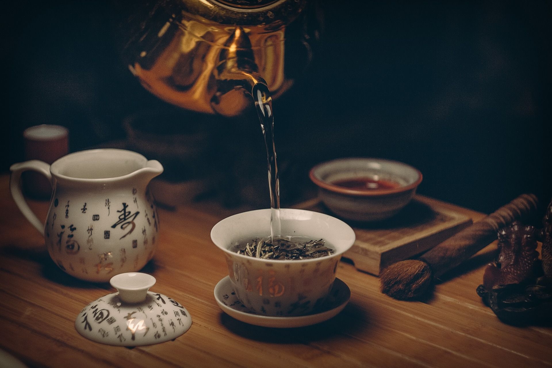 Zielona herbata w ciąży – korzyści i przeciwskazania