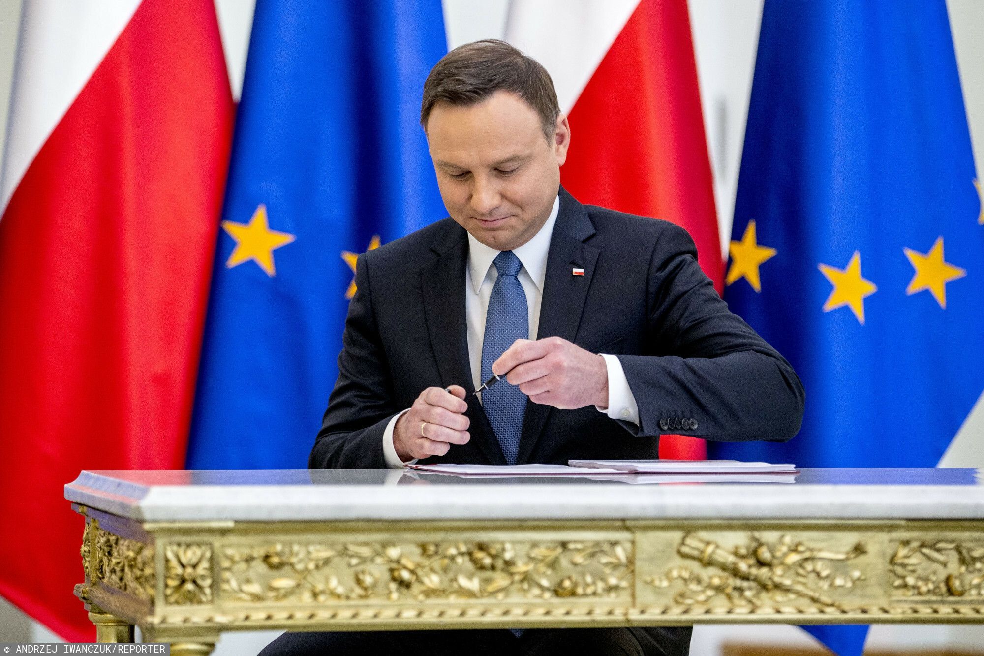Andrzej Duda podpisał ustawę, ceny prądu zostaną zamrożone