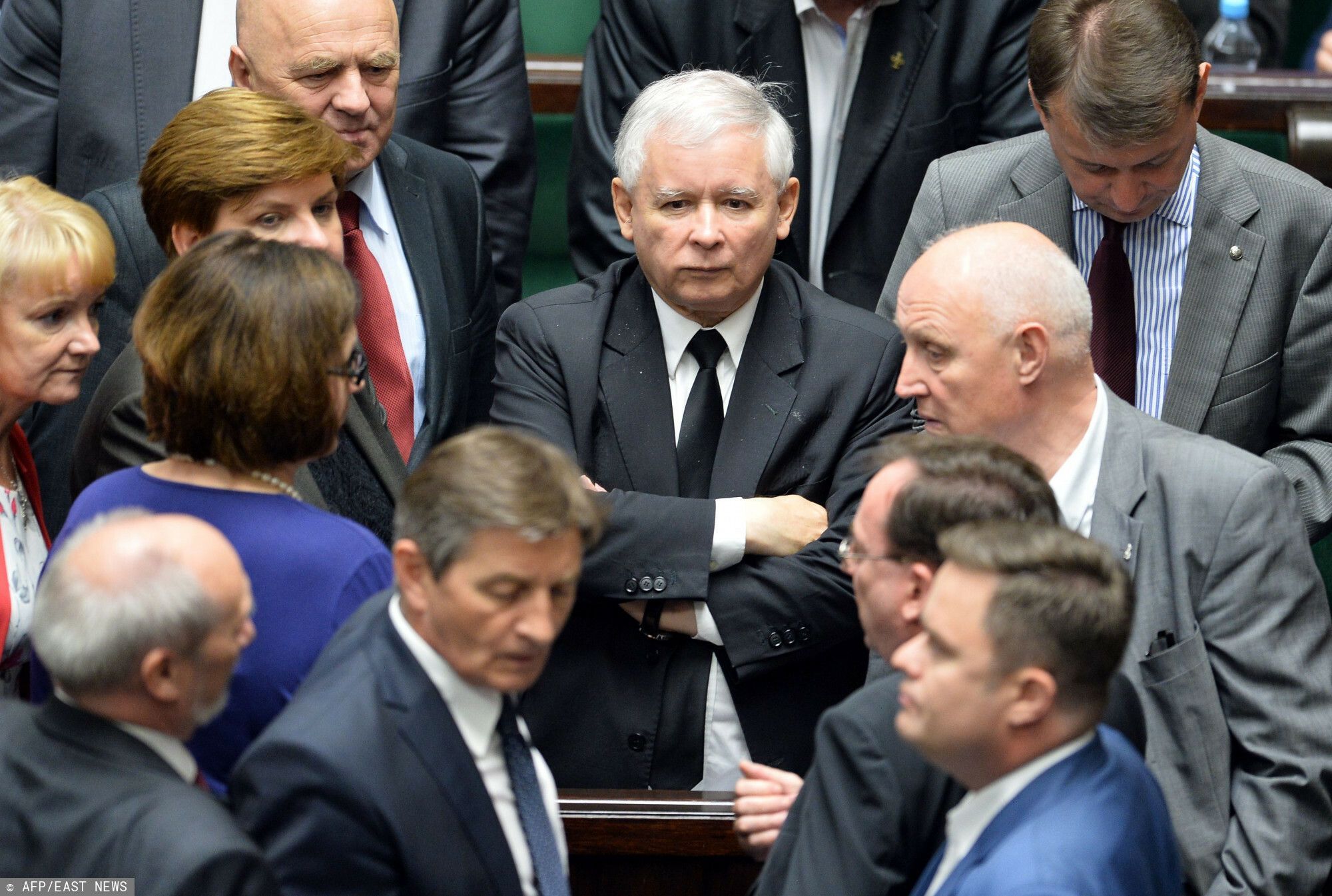 Jarosław Kaczyński zyskuje poparcie, ale nie on jedyny. Donald Tusk też ma powody do zadowolenia
