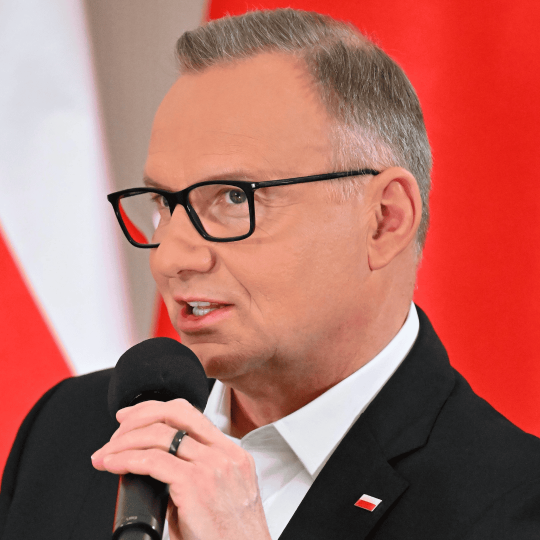 Andrzej Duda pokazał zdjęcie Tuska z Putinem. Sikorski ostro zareagował