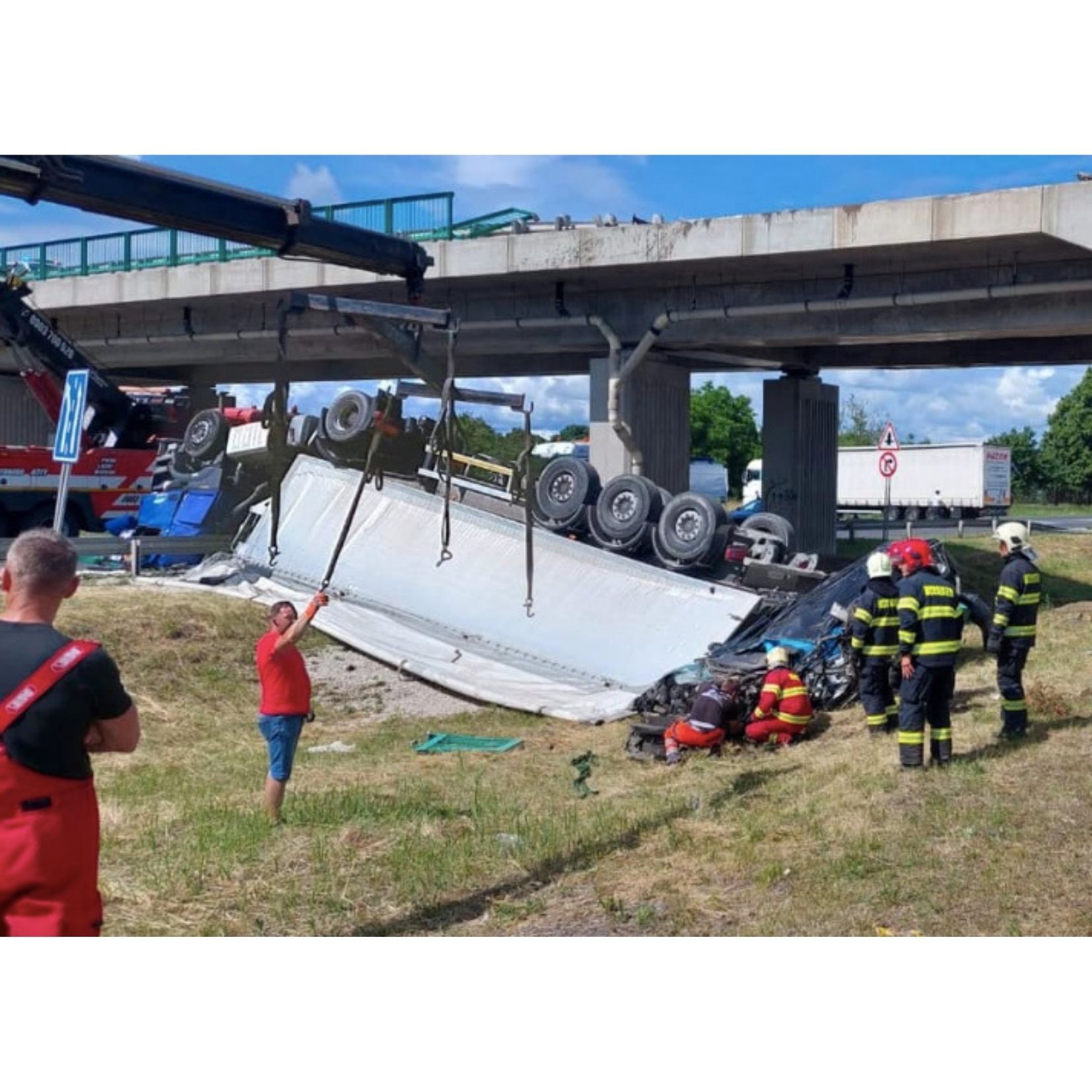 Wypadek na Słowacji, dwie osoby nie żyją