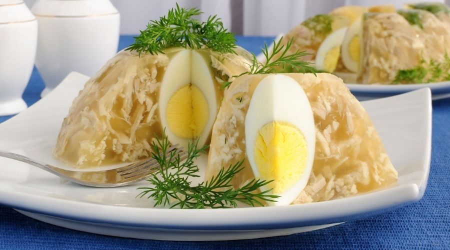 galareta z jajkiem