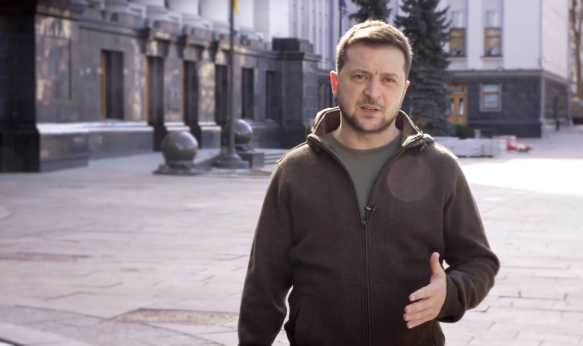 Wojna w Ukrainie: Wołodymyr Zełenski chce działań ws. ostrzelania korytarzy humanitarnych