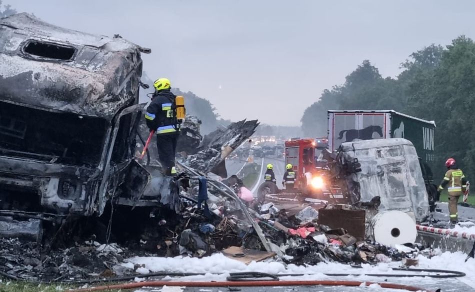 Strzelce Opolskie: Potworny wypadek na autostradzie A4. Kierowca ciężarówki spłonął żywcem