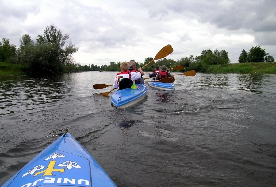 Lublin: Kajakarze chcieli posprzątać rzekę. Podczas pracy dokonali wstrząsającego odkrycia