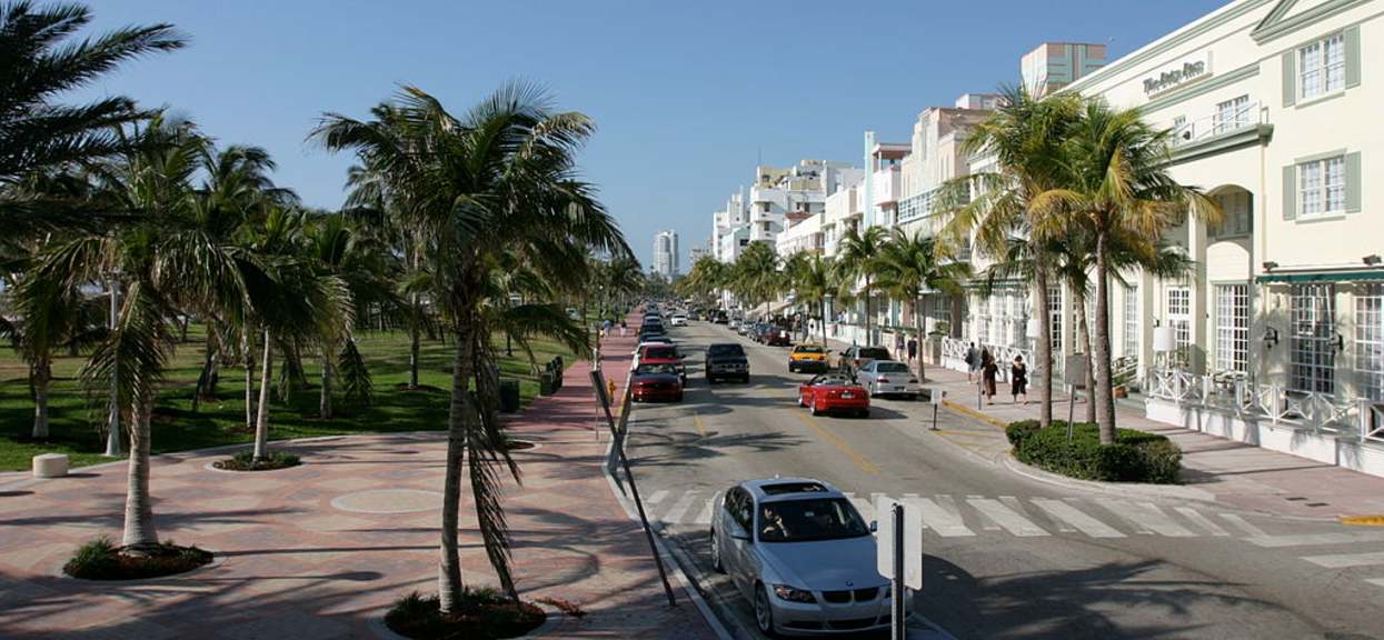 turyści w Miami Beach