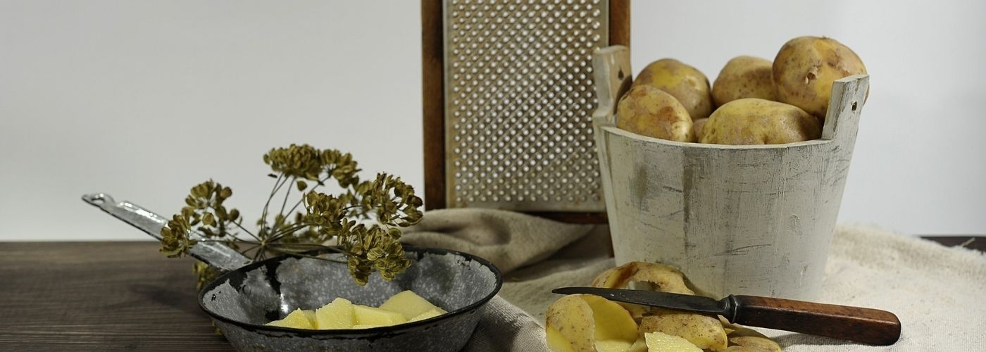 Placki ziemniaczane - jak trzeć ziemniaki?