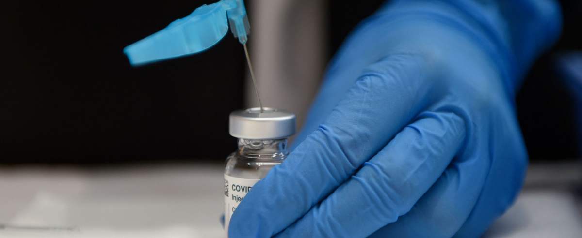 Kolejne kraje rezygnują ze szczepienia obywateli preparatem AstraZeneca.