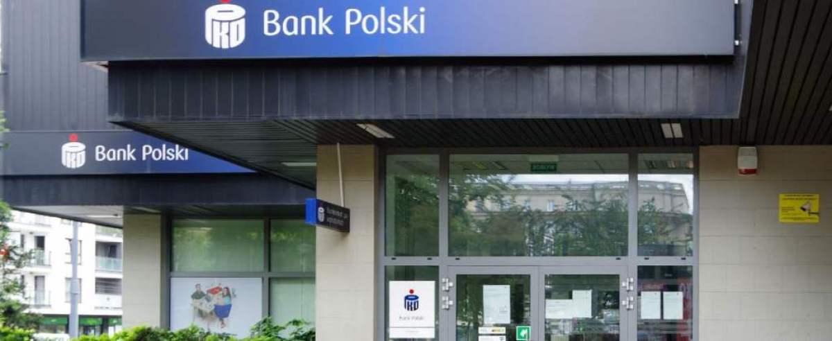 PHOTO: ZOFIA I MAREK BAZAK / EAST NEWS Warszawa Wola N/Z placowka banku PKO Bank Polski SA