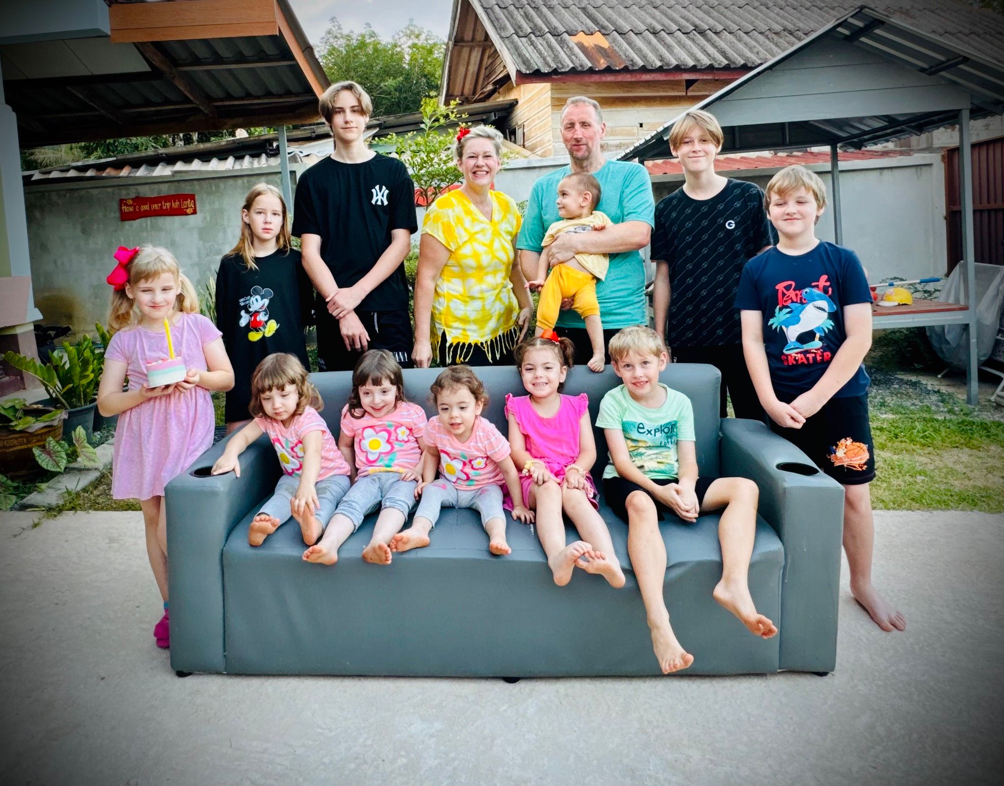 Zapomniała o dziecku i zostawiła je w samochodzie. Teraz obraca wszystko w żart