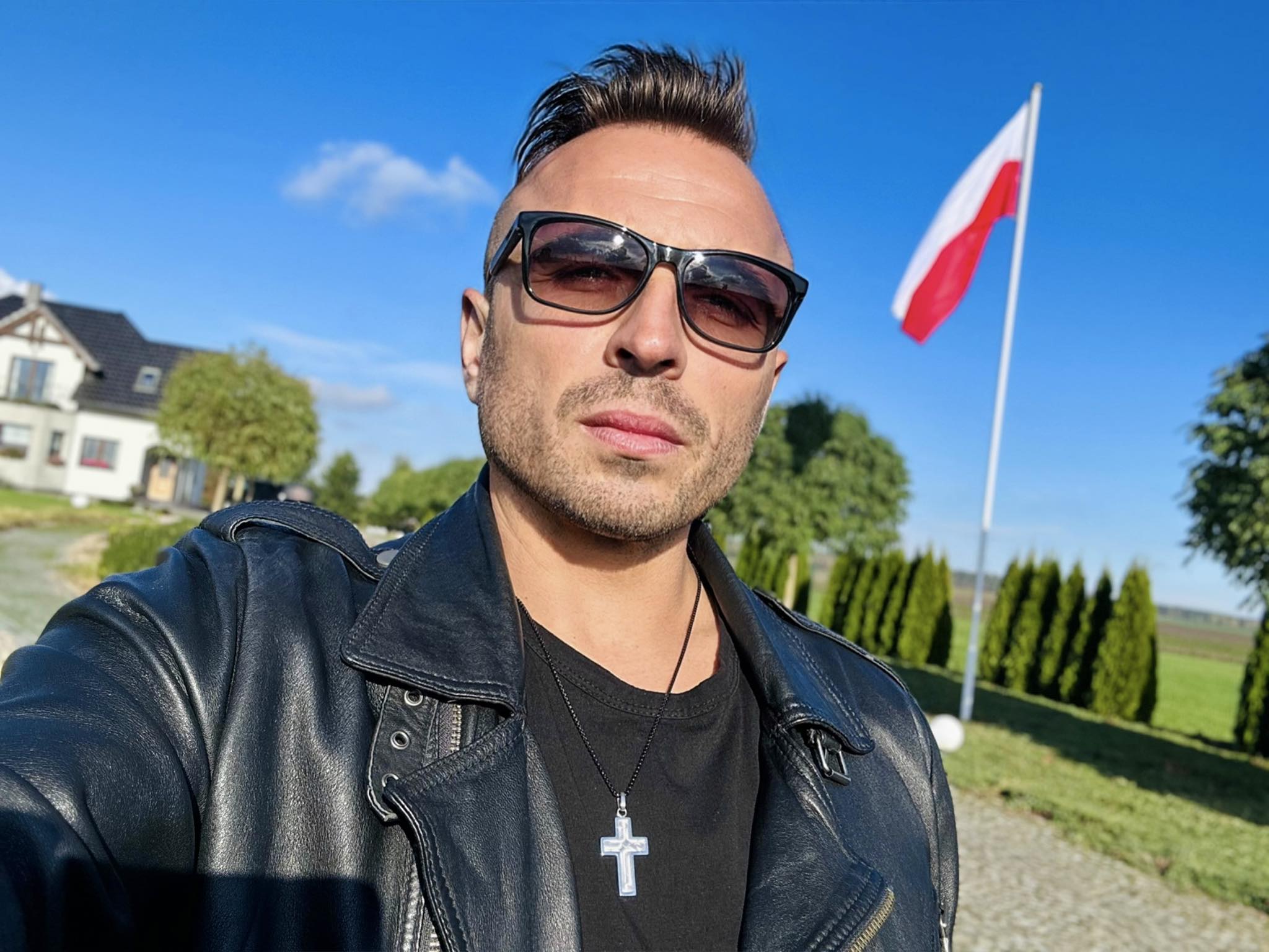 Ulubieniec Polaków tak przyjmuje księdza. Niewielu ma taki przywilej