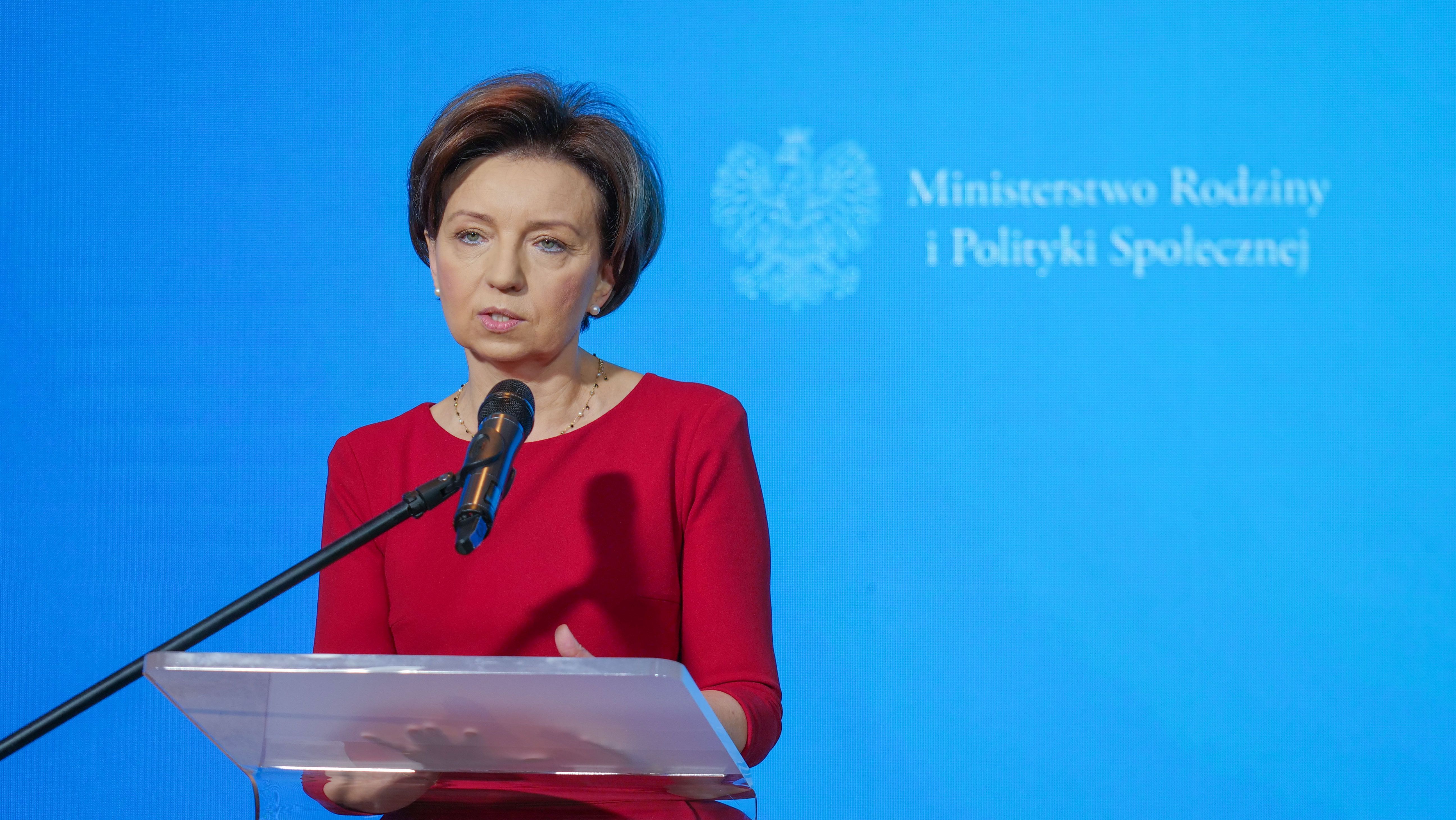 Podczas rozmowy w "Polsat News" Marlena Maląg zapowiedziała, iż nowelizacja kodeksu pracy, definiująca pracę zdalną będzie uchwalona dopiero w przyszłym roku.