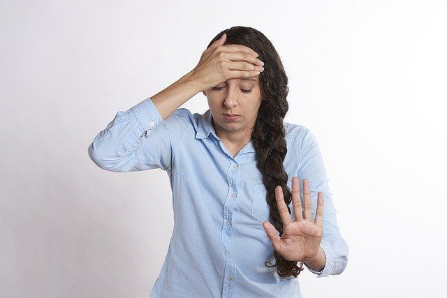 Klasterowy ból głowy - przyczyny, objawy, leczenie