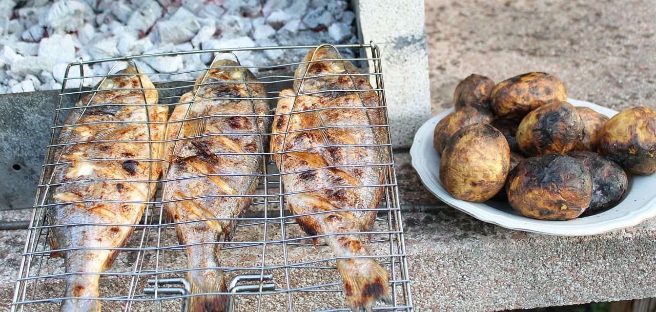 Jak przyrządzić smaczną grillowaną rybę?