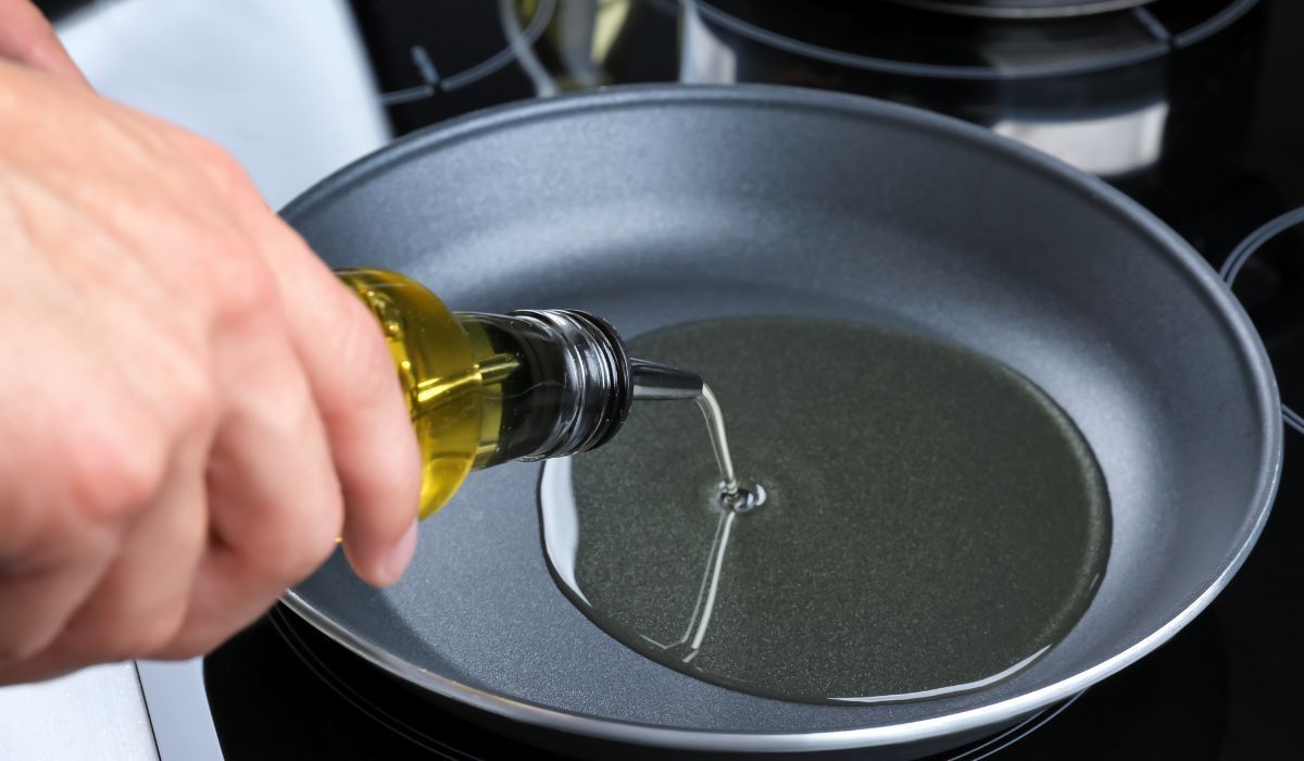 Jaki olej najlepiej nadaje się do smażenia? Dobry wybór opłaci się dla smaku i zdrowia