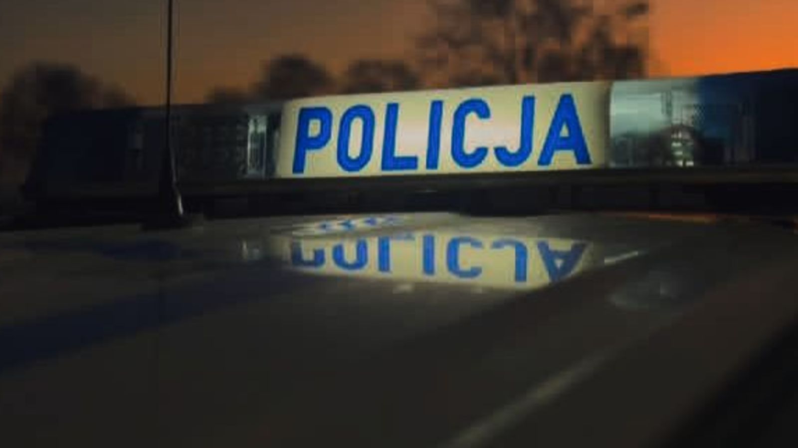 Koszmar tuż przed weekendem. Laweta z impetem wbiła się w TIR-a, służby przekazały porażające fakty