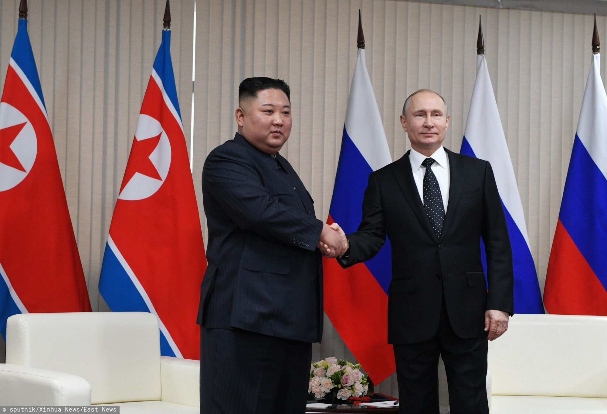 Korea Północna potajemnie przekazuje Rosji pociski