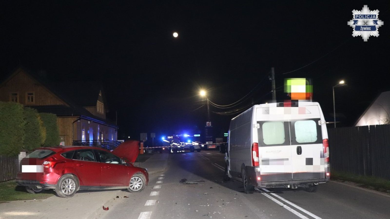 4 osoby ranne, w tym dziecko. Koszmarny wypadek w okresie Wielkanocy. Zdarzenie tuż po kościołem