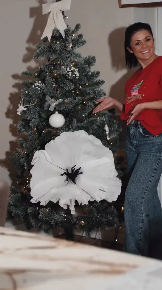 Boże Narodzenie 2025: Tak gwiazdy udekorowały choinki. Luksus aż się wylewa