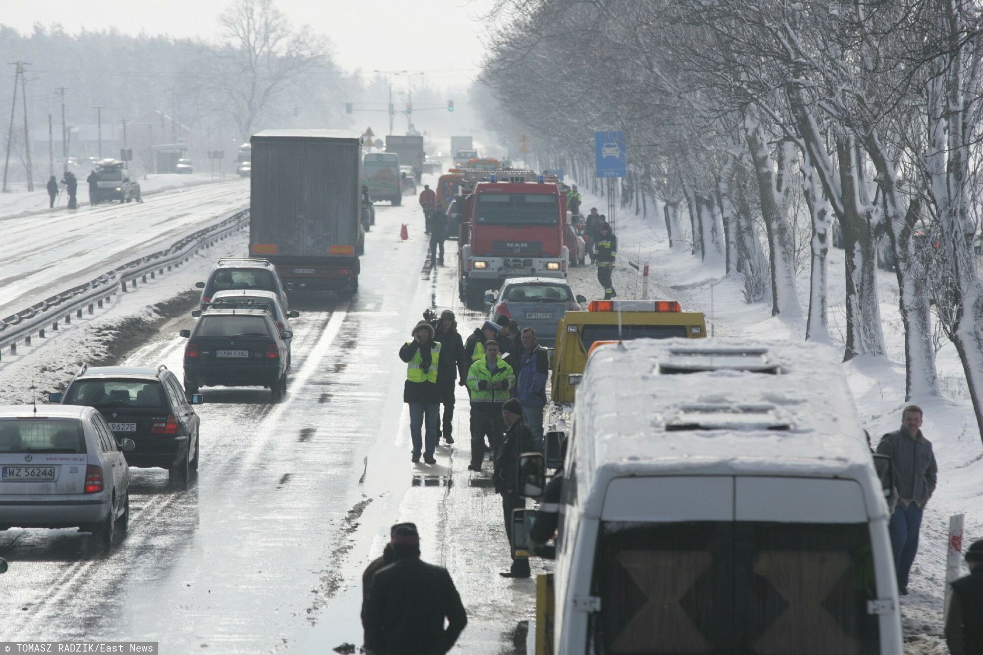 Opole: Zderzenie autokaru przewożącego dzieci z ciężarówką. Występują utrudnienia w ruchu