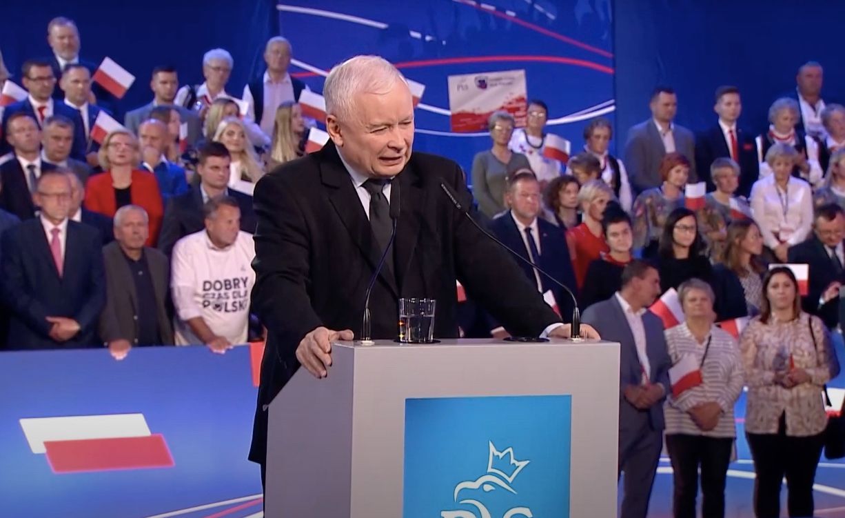 Jarosław Kaczyński w Nowym Targu: prezes PiS musiał wychodzić bocznymi drzwiami