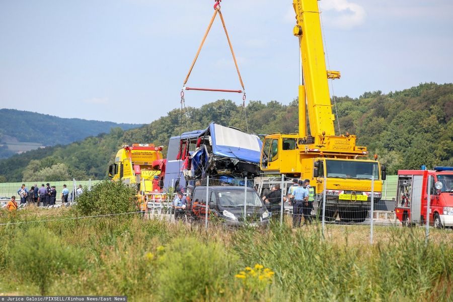 Wypadek autokaru w Chorwacji. Rozpaczliwa relacja syna jednego z kierowców: "Mamy nadzieję, że to nie on"