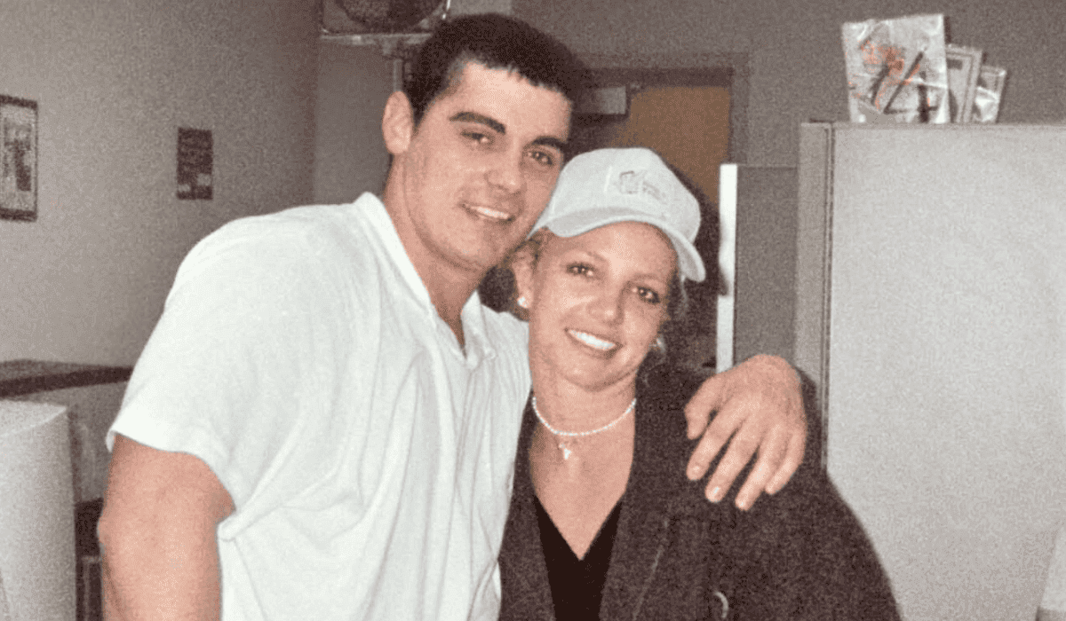 Britney Spears i Jason Alexander EA
