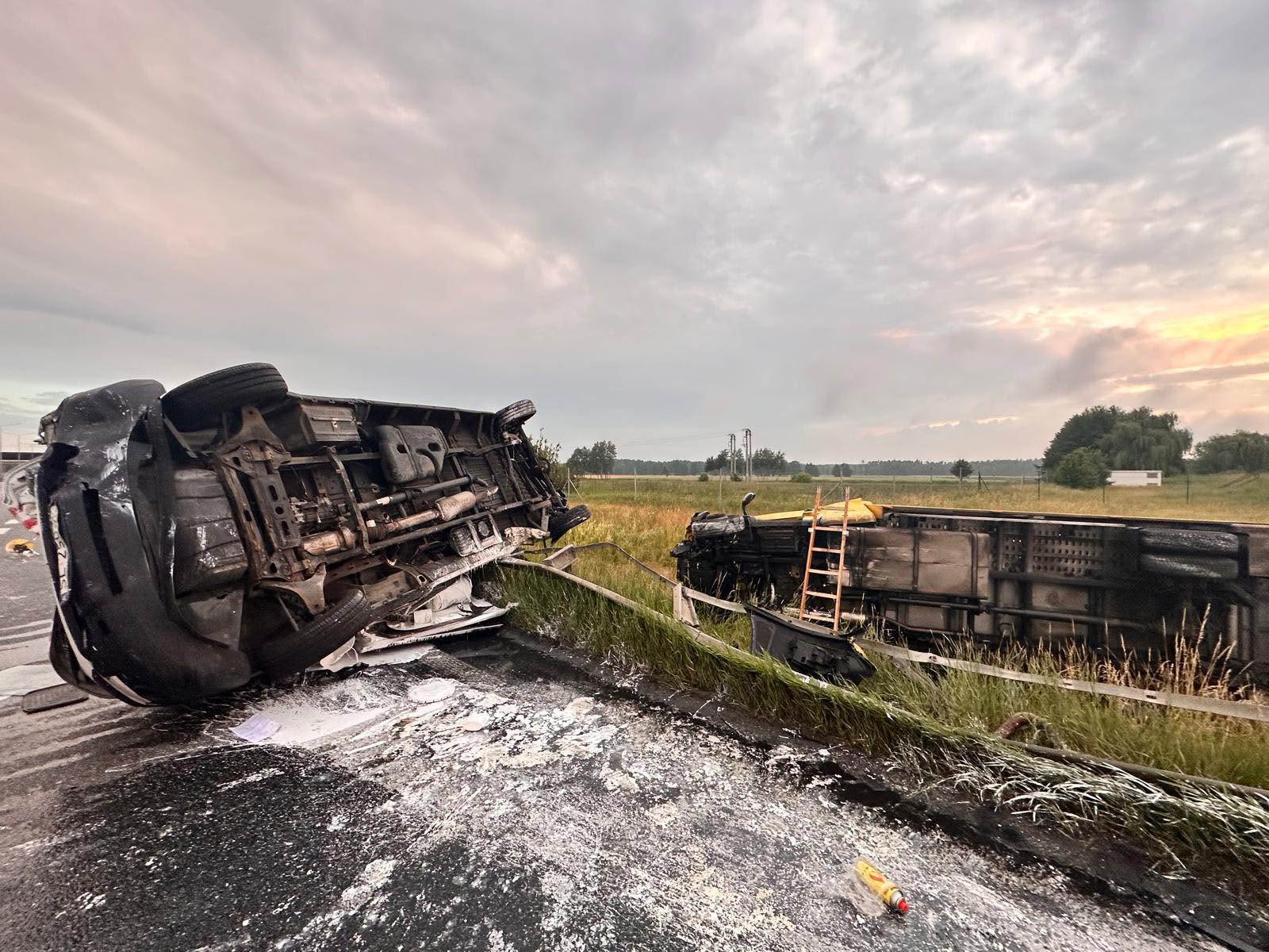 Tragiczny wypadek na polskiej autostradzie. Nie żyje 29-latek, dramatyczna akcja służb