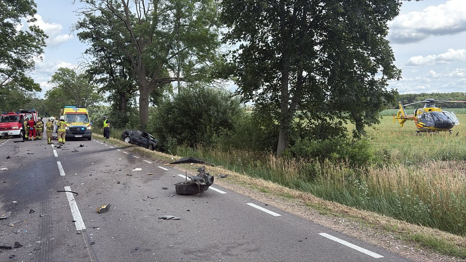 Tragedia na DW 681. W czołowym zderzeniu zginął 19-letni kierowca