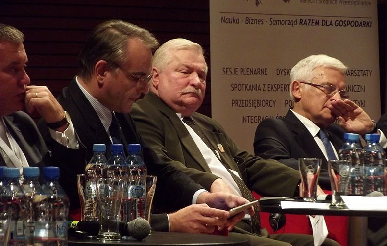 Lech Wałęsa dostał zaskakującą ofertę pracy