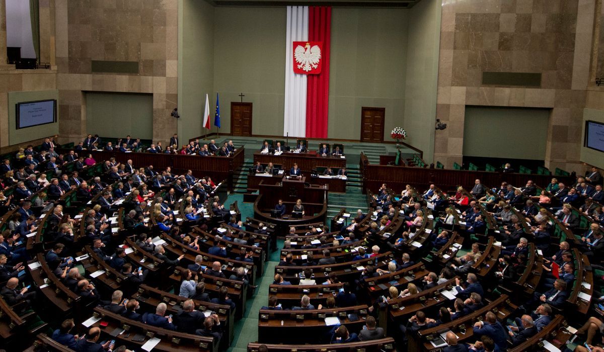 Wielka kłótnia na sejmowej sali plenarnej. Poseł opozycji boleśnie uderzył w Kaczyńskiego