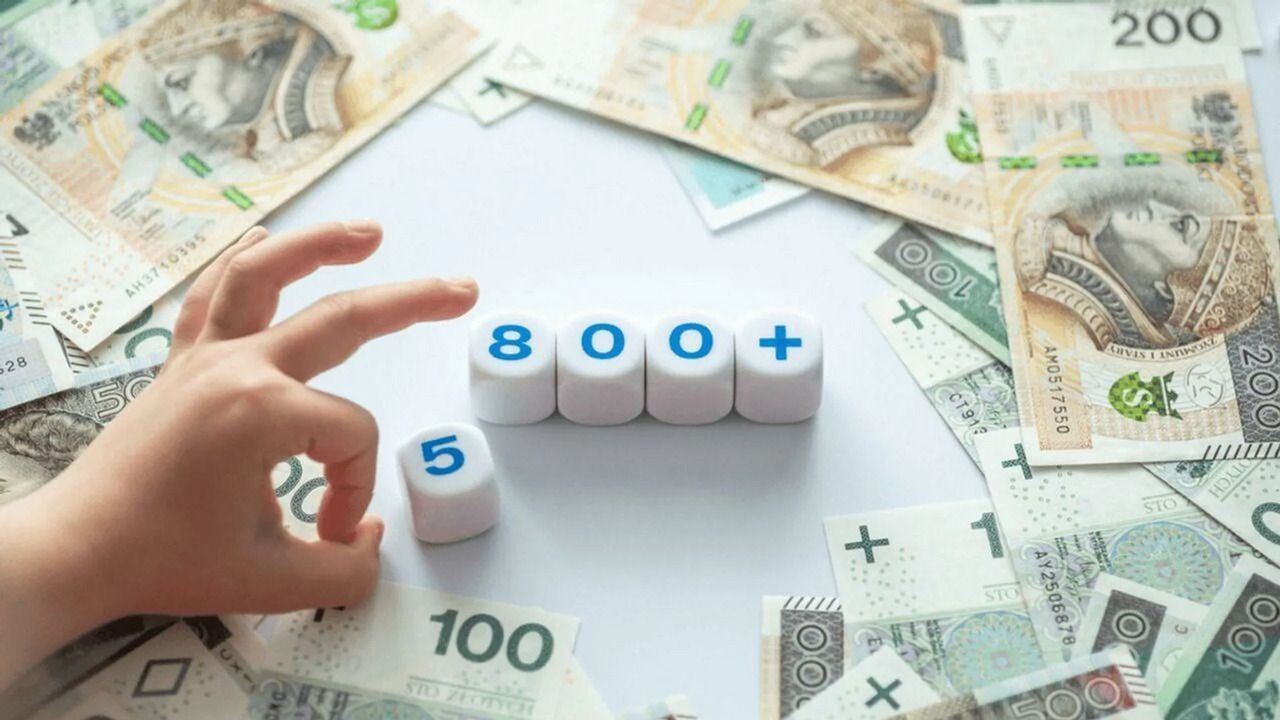 Chcą zlikwidować 800 plus, 13. i 14 emeryturę. Sprawą zajmie się Sejm