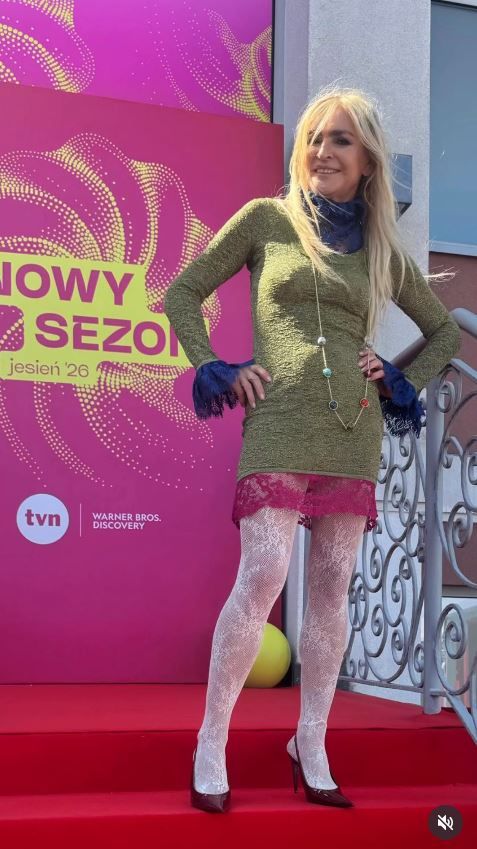 W co ona się ubrała? Monika Olejnik nigdy nie wyglądała tak osobliwie. "Tu nic nie pasuje"