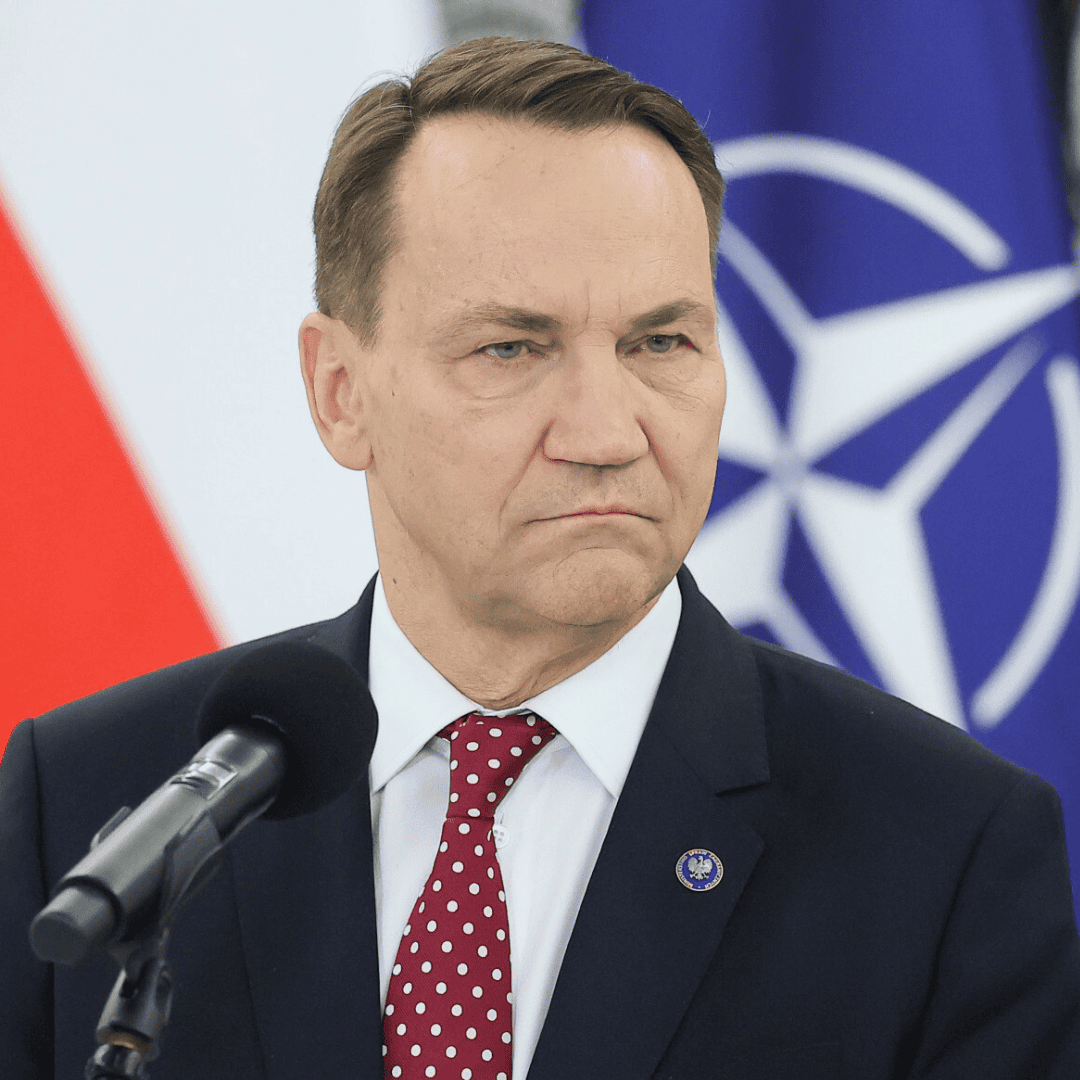 Sikorski czy Tusk? Wyborcy KO wskazali faworyta na premiera po 2027 roku