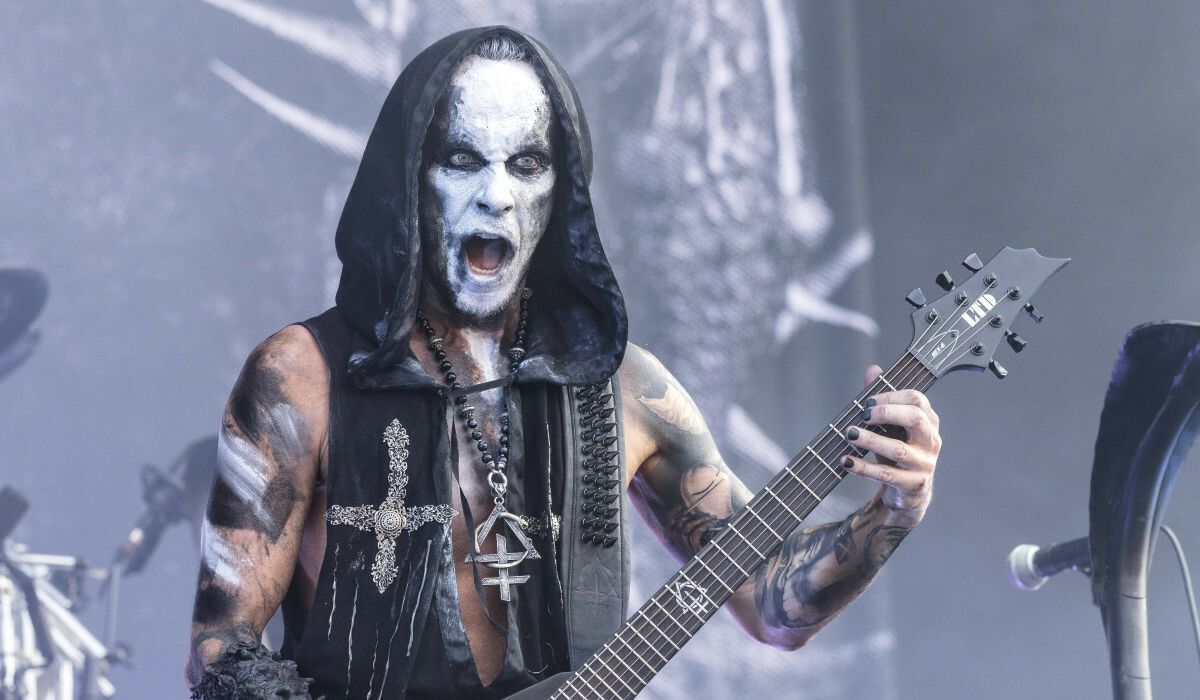 Religijny skandal z udziałem Nergala. Władze blokują występ pod presją konserwatystów