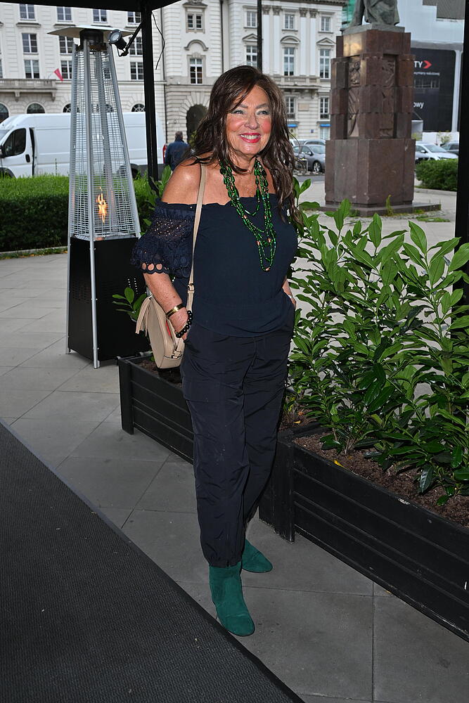 Tłum gwiazd na urodzinach restauracji. Opozda, Wolszczak, Richardson, Senyszyn, Orman