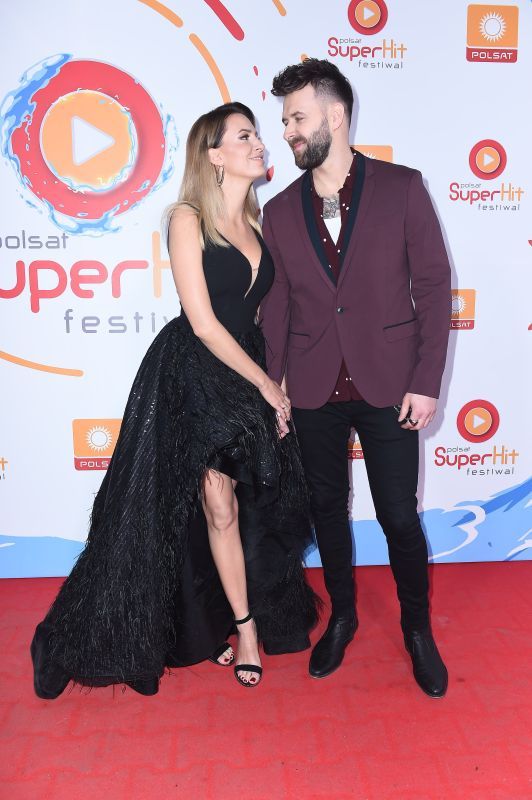 To naprawdę oni?! Agnieszka i Grzegorz Hyży na premierze. Ale metamorfoza!