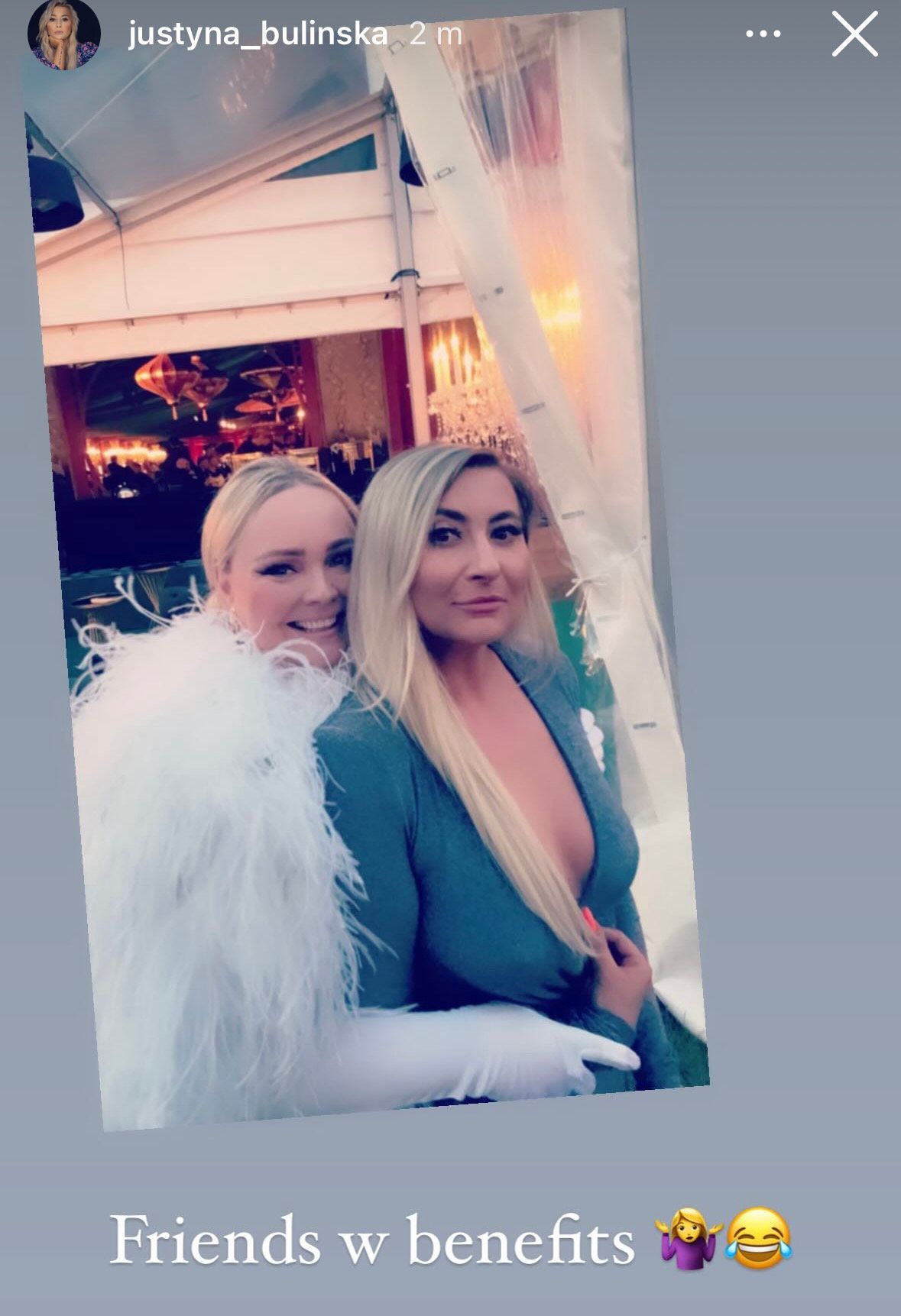 Agnieszka Jastrzębska y Justyna Bulińska en el baile de Omeny Mensah y Rafał Brzoska, foto: Instagram