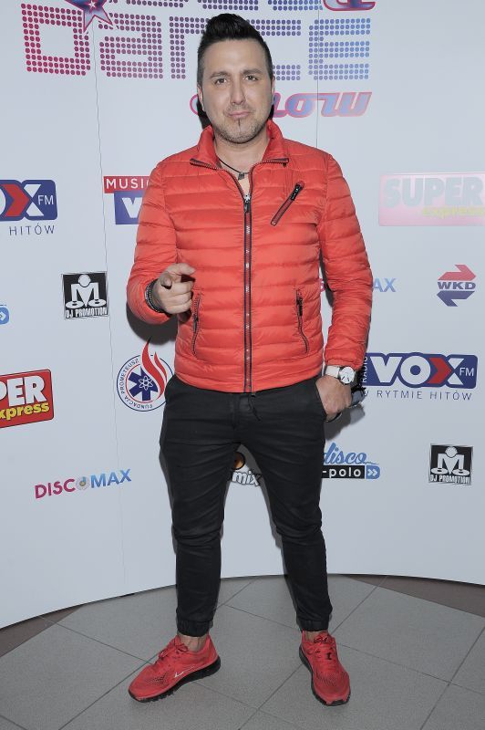 Uwielbiana gwiazda disco polo przeszła pilną operację. Fani są w szoku