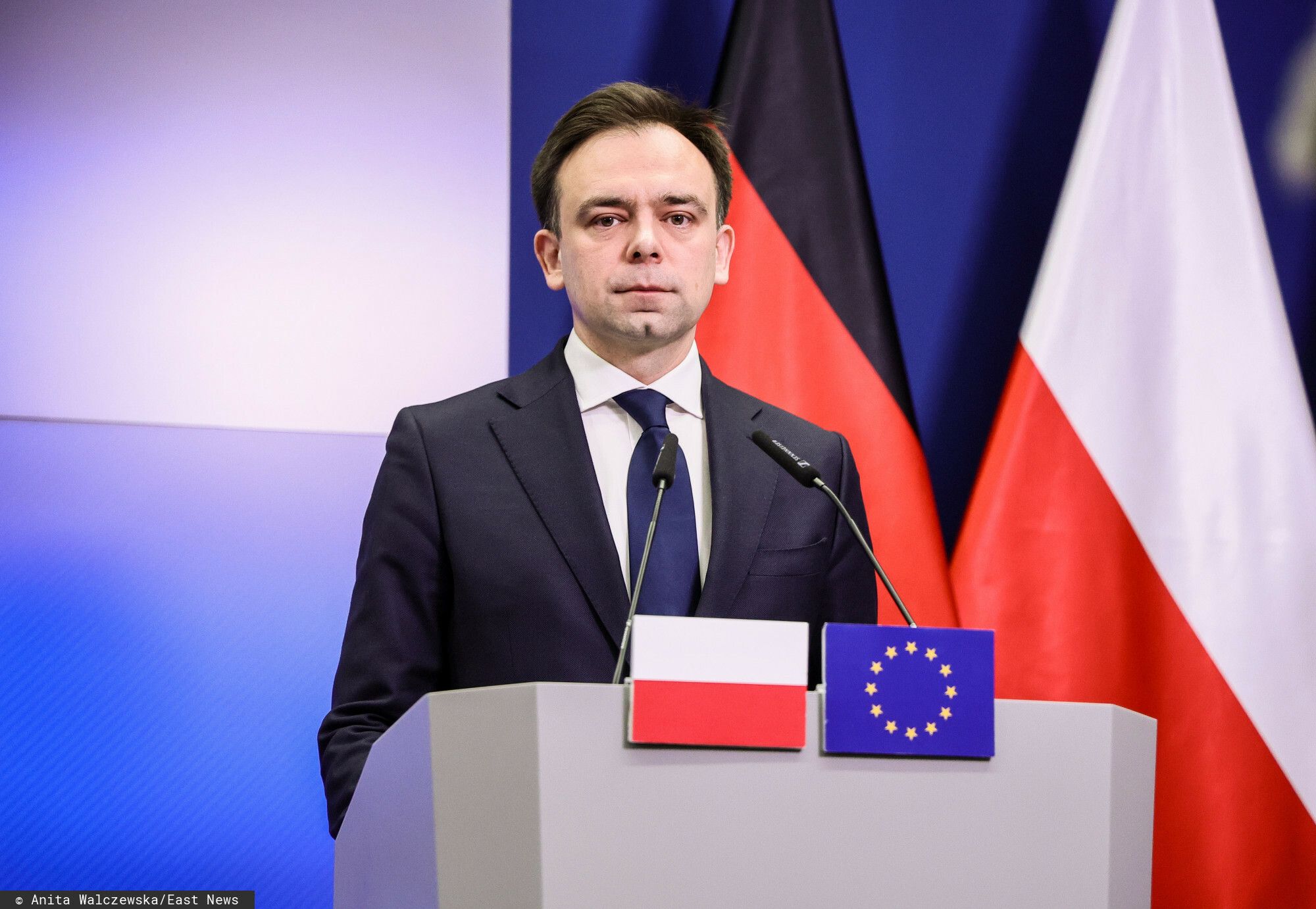 Minister finansów odpowiada na pomysł PiS. "Pan Czarnek będzie się wstydził"