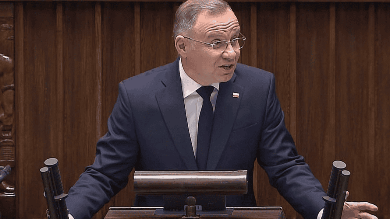 W sieci poruszenie po zaprzysiężeniu nowego rządu. Reakcje zza granicy nie milkną